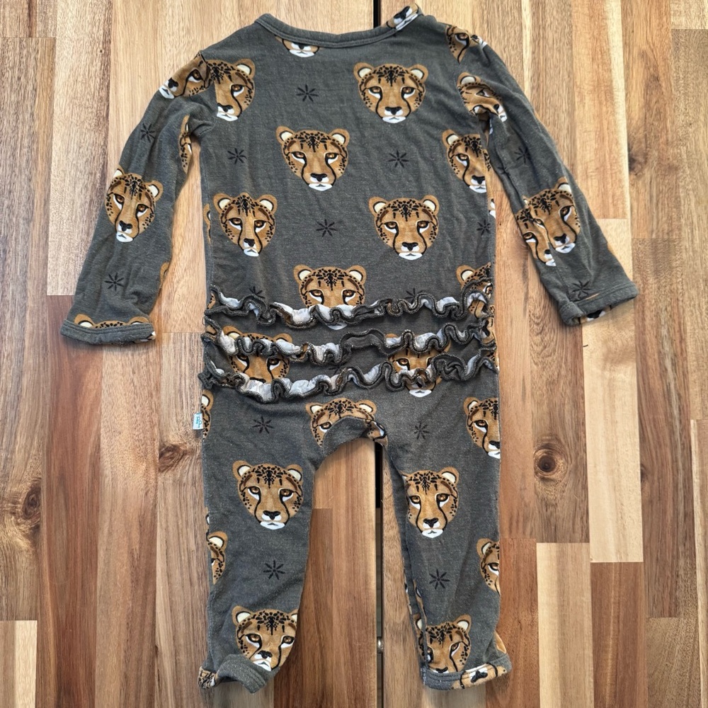 Posh‎ Peanut Cheetah Print Ruffle Romper Bamboo Viscose Gray 3-6 Months - Picture 4 of 5